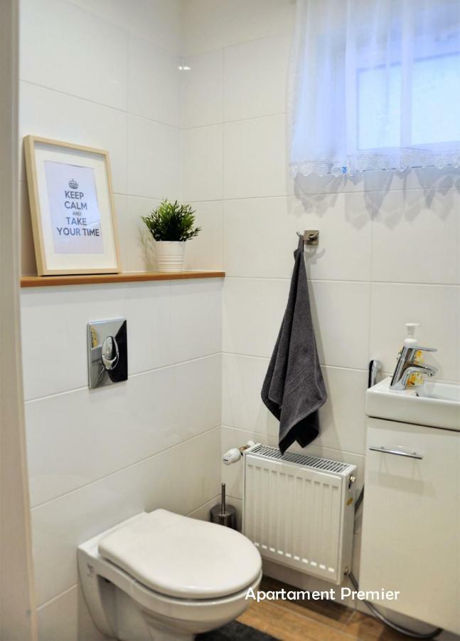 Bialy Dom - 2 Bedrooms Κατοβίτσε Εξωτερικό φωτογραφία